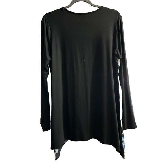 Chico’s NWT size 1 (M) navy blue floral print crossover drape long sleeve top - Picture 4 of 9